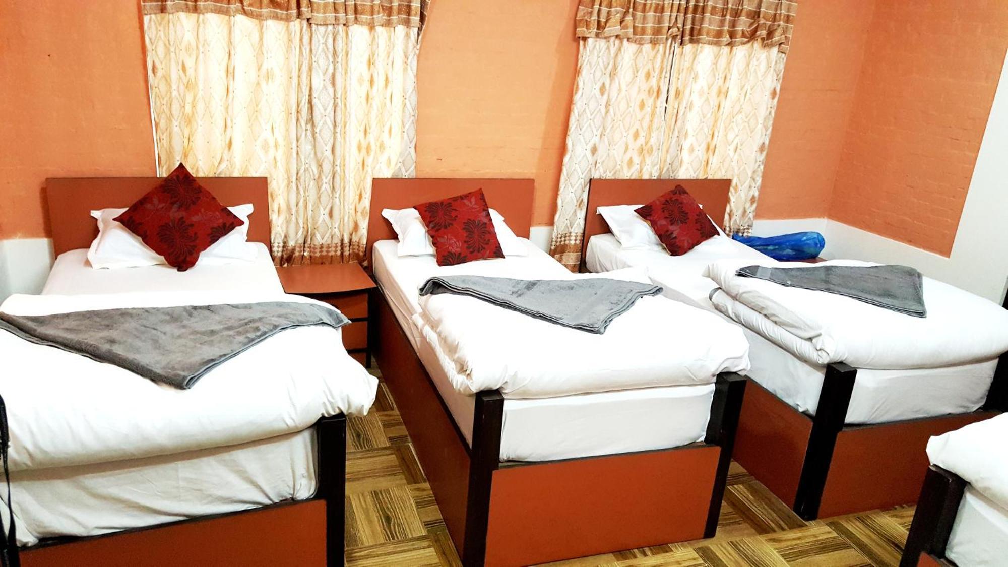 Bnb Royal Tourist House กาฐมาณฑุ ภายนอก รูปภาพ