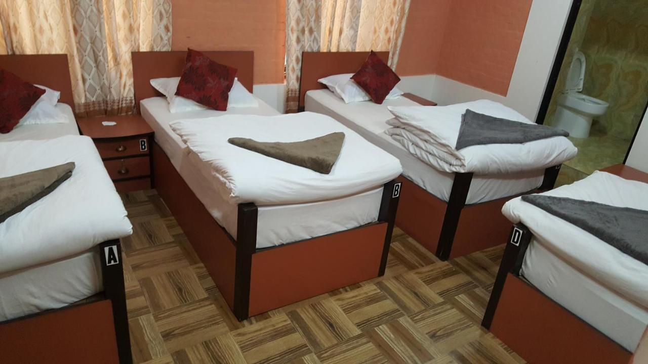 Bnb Royal Tourist House กาฐมาณฑุ ภายนอก รูปภาพ