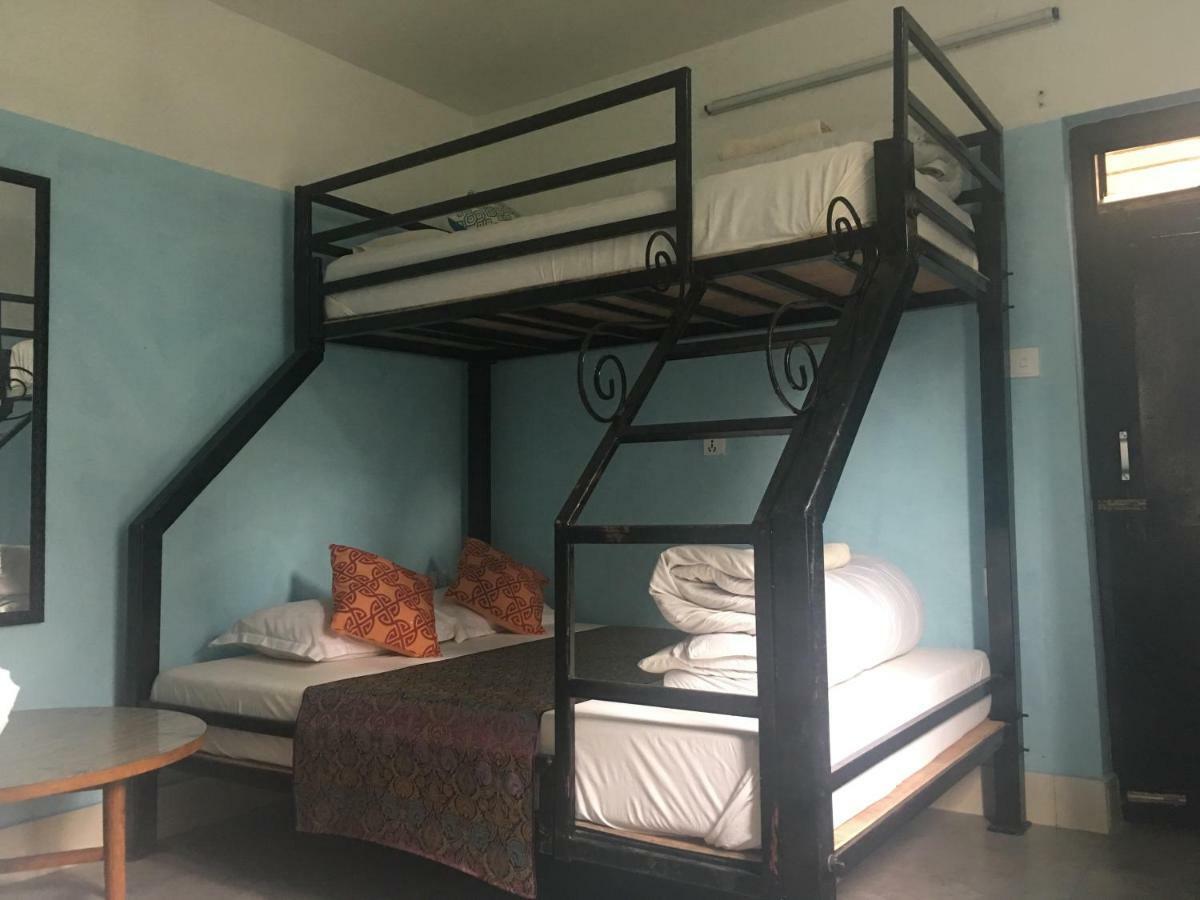 Bnb Royal Tourist House กาฐมาณฑุ ภายนอก รูปภาพ